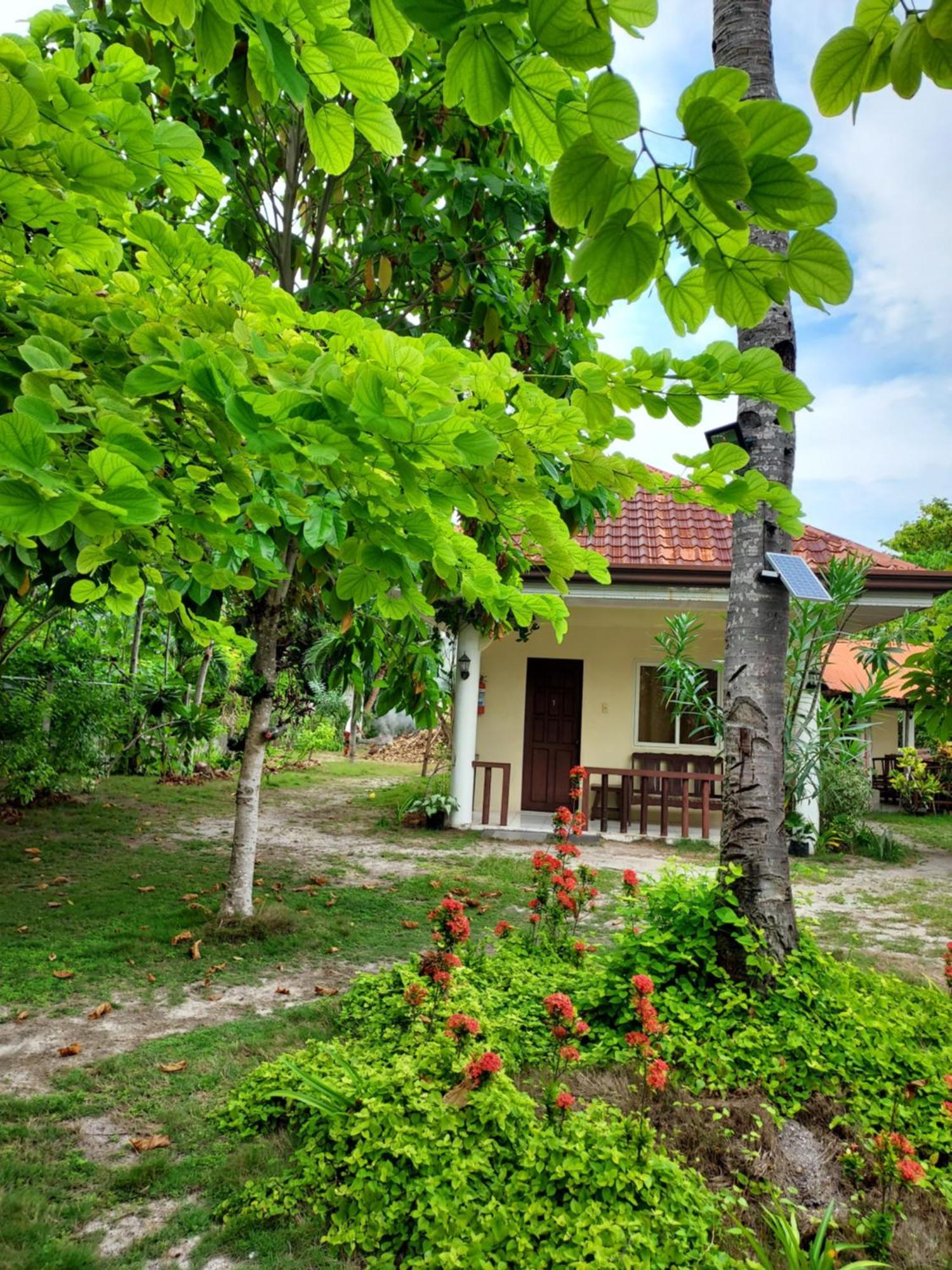 מלאפסקואה איילנד Celtis Resort מראה חיצוני תמונה
